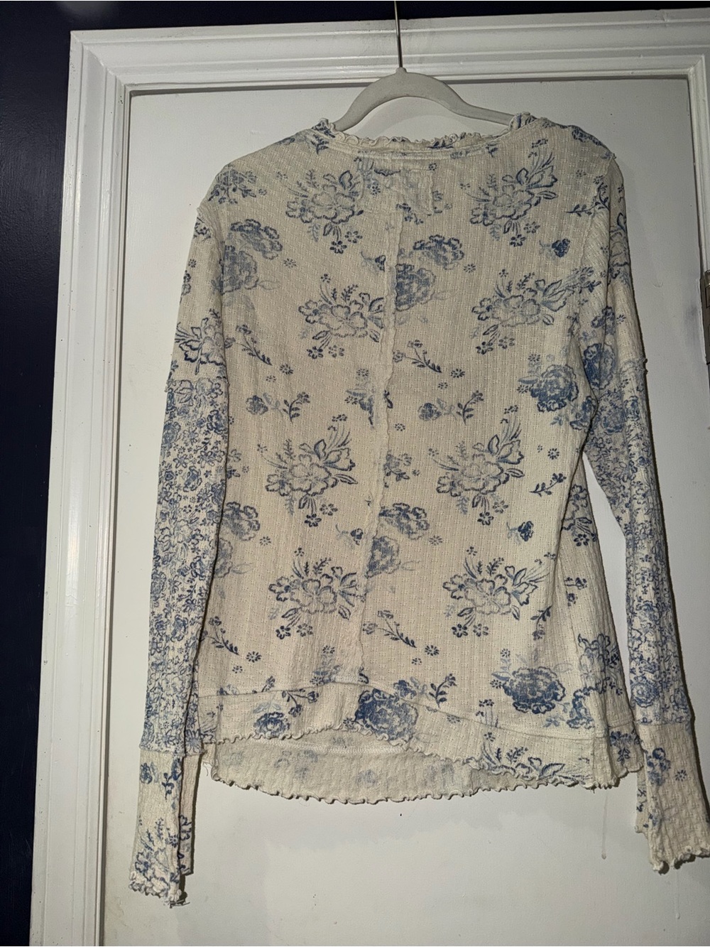 We The Free Cream and Blue Floral Long Sleeve Scoop Thermal Top - Picture 3 of 4